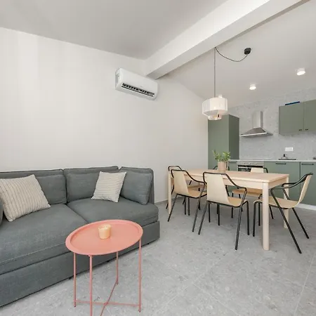 Apartament Sea *